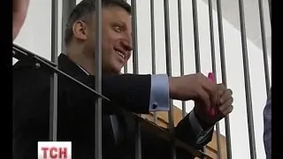 Суд присудив Слюсарчуку 8 років в'язниці