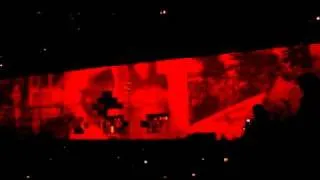 Roger Waters: Don't leave Me / Another Brick Pt. 3 / Goodbye ~The Wall LIVE 2010~ Chicago