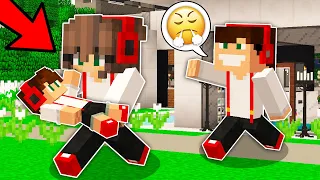 GPLAYKA UCIEKA Z SYNKIEM Z DOMU GPLAYA W MINECRAFT?!