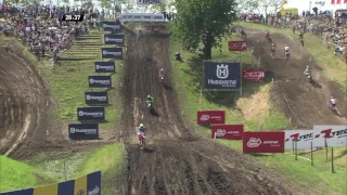 MXGP of Germany_Herlings passes Desalle after the start