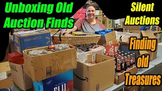 Unboxing Old Auction Treasures - I found some really unique pieces. Check it out!