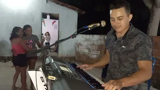 FORRÓ SÓ PRESTA DESSE JEITO GILDENES ARAÚJO NO BAR DA IRACIR (NOVA VERSAO SAUDADE SOLIDAO)