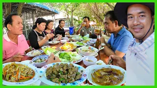 Expert Chef For Thai Food Recipe Hot And Spicy Pork Soup! Best Tom Sap And Nam Tok! Family Cooking.