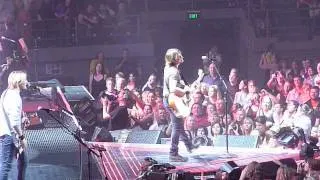 KEITH URBAN AND MADDEN BROTHERS -WONDERWALL (COVER) - MELBOURNE - 2 FEB 2013