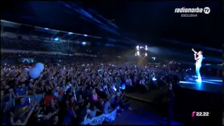 Gigi D'Alessio @ Arena della Vittoria Bari - 28/09/2012 - RadionorbaTV *Parte 4 - Medley Italiano