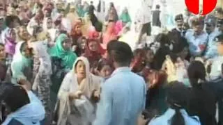 Lady health workers protest for pay raise