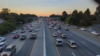 five minutes of evening US101 Palo Alto traffic from Embarcadero crossing pedestrian bridge