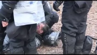 Беркут горит  Ukrainian police is on fire Kiev 19.01.2014