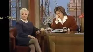 SHIRLEY JONES has FUN with ROSIE