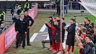 1.FCK : Heidenheim 2:2 Westkurve Kaiserslautern feiert ein Unentschieden.