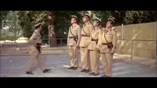 Louis de Funès : Le Gendarme de Saint Tropez (1964) - Le prénom de ta mère !