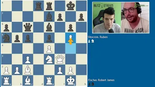 Bobby Fischer 16 ans, joue déjà des nouveautés théoriques !