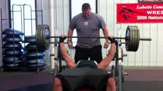 420 lb Bench.mov