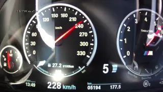 BMW M5 F10 - acceleration 0-250 km/h using launch control