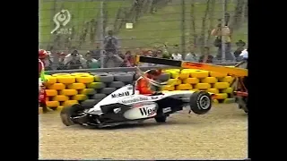 F1 San Marino 1997 FP4 Coulthard crashes (DF1)