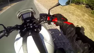 How to brake on a motorcycle