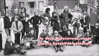 Nederlandse ondertiteling 'les Poppys' hit uit 1971 "Niets is veranderd 'of "Rien n` a changé ".