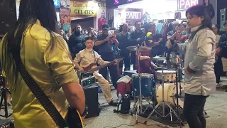 Lagu ini mesti ada setiap Kali busking,Adam dontpanic-Kamelia