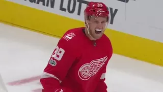 Mantha scores first goal in Little Caesars Arena history