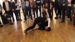 B-Boy Медведь(Green Dancers) vs B-Boy Komar(SCB) STATUS69 Top16