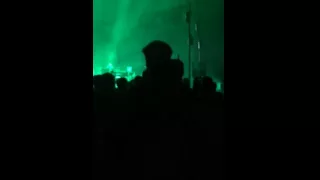 Jon Hamm's head at Radiohead