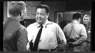 Jackie Gleason - being a Fat Narcissist