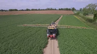 GRASSMEN TV - Country Crest Potato Spraying