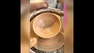 Process Video of Wheel Throwing A Bowl By EversArtShop