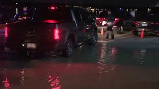 Flooding from seasonal king tides impacting businesses in Hollywood