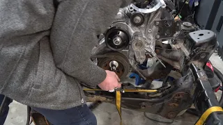HOW TO INSTALL CRANKSHAFT PULLEY HARMONIC BALANCER WITH OUT TOOL