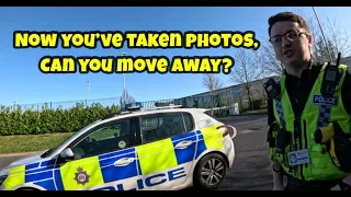 West Yorkshire Police - Wakefield HQ - Now that you've taken photos, can you move away? 👮🏻‍♀️🎥📸🚓✅