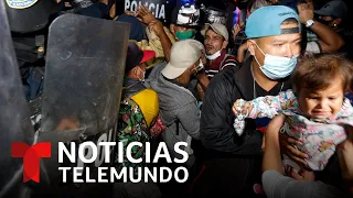 Guatemala asegura que no permitirá el paso de la caravana migrante a México | Noticias Telemundo