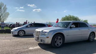 Chrysler 300C vs. Honda Civic