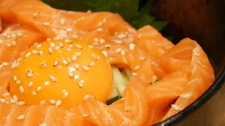 Salmon bowl |サーモン丼|　#Japanese food