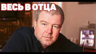 Как выглядит взрослый сын-актер Александра Робака