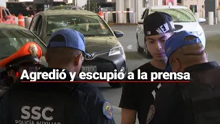 ¡A LA CÁRCEL POR COCHINO! | Naim Darrechi escupió y golpeo a la prensa en el Aeropuerto de la CDMX