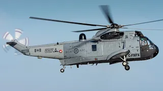 SEA KING FLYING IN 2022?! | CH-124 Sea King Landing, Walkaround & Takeoff at YYJ