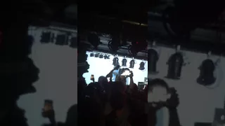 Yung Hurn sings Wonderwall live (Frankfurt 01.04.18)