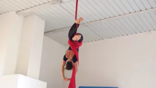 Aerial silks routine - Supremacy