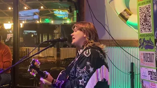 15 year old country girl Ruby Leigh gets a request to sing a blues classic by Sam Cooke and kills it