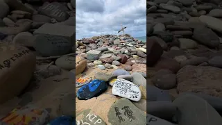 Visiting Dobby’s grave in freshwater west Pembrokeshire #harrypotter #filmlocation #shorts