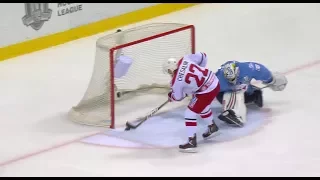 Chesalin uses slick deke on breakaway to beat Stepanek