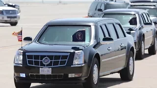 President Obama's Entourage Arrives, Takes Off In Air Force One