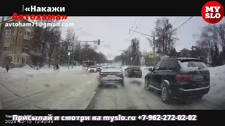 В Туле сняли трех торопыг, которые не могут стоять на светофорах