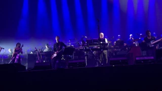 01 Crimson Tide - Hans Zimmer Live 2017 Wembley