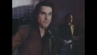 The Touching, Personal History Behind The Kinks' "Come Dancing" | Music Video Time