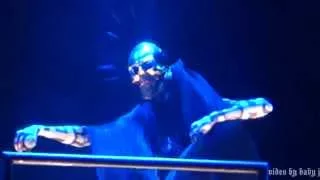 Grace Jones-NIGHTCLUBBING [Iggy Pop/David Bowie]-Live @ Fox Oakland Theatre, September 26, 2015