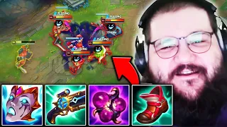 PINK WARD MAKES CHALLENGER PLAYERS HATE THEIR LIFE! (INSANE SHACO PLAYS)