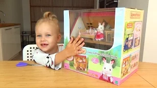 Домик для зайки Сильвания Фемели распаковка The house Bunny toy with accessories