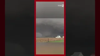 Iowa tornado caught on camera